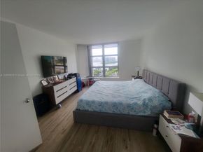 3400 NE 192nd St 903, Aventura FL 33180