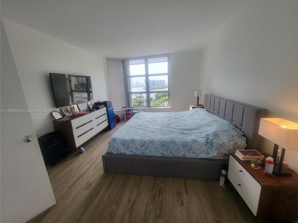 3400 NE 192nd St 903, Aventura FL 33180