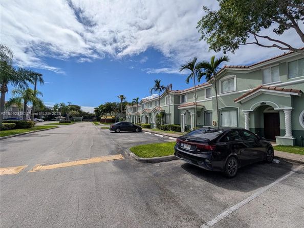 2826 SE 16th Ave 115, Homestead FL 33035