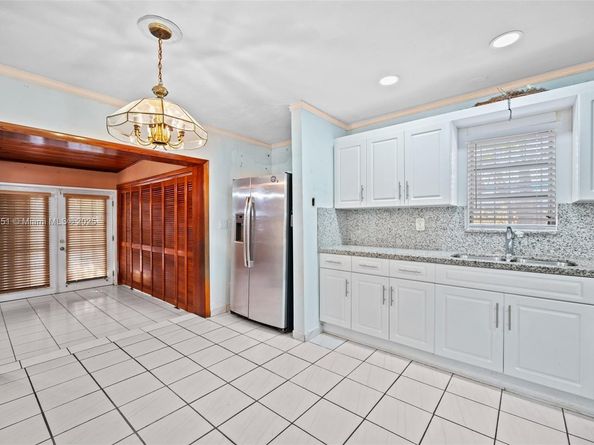 4650 SW 129th Ave, Miami FL 33175