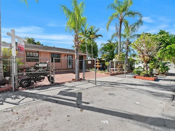 4650 SW 129th Ave, Miami FL 33175