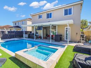 3455 NE 1st St, Homestead FL 33033