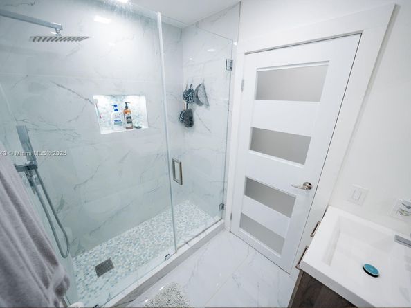 17404 SW 142nd Pl, Miami FL 33177