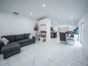 17404 SW 142nd Pl, Miami FL 33177