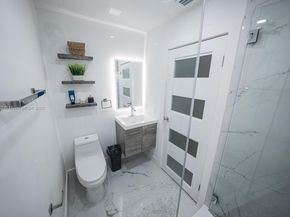 17404 SW 142nd Pl, Miami FL 33177
