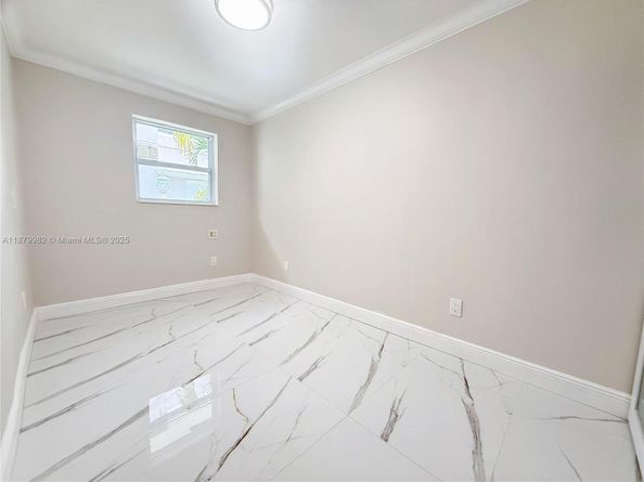 1666-1668 SW 9th St, Miami FL 33135
