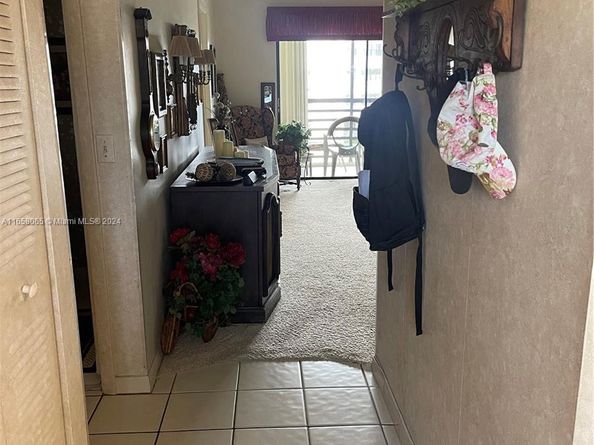 10442 Sunrise Lakes Blvd 303, Sunrise FL 33322