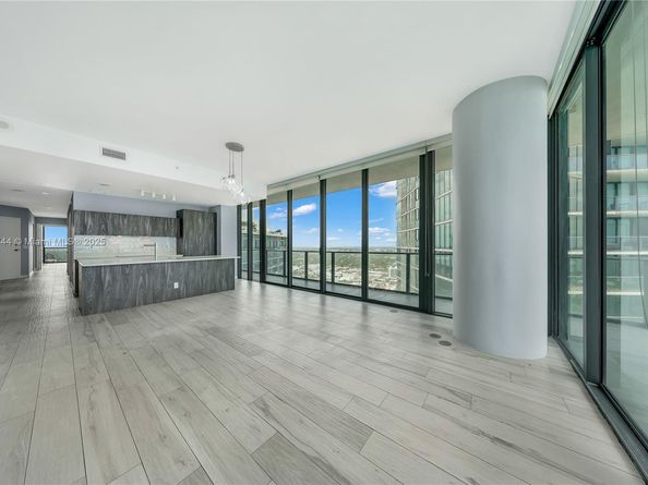 480 NE 31st St 4307, Miami FL 33137