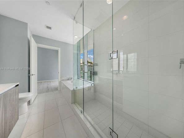 480 NE 31st St 4307, Miami FL 33137