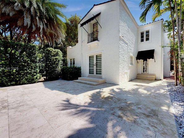 1222 Cortez St, Coral Gables FL 33134