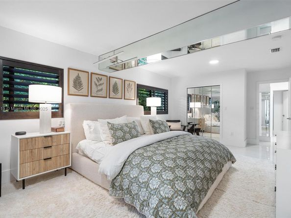 1043 NE 98th St, Miami Shores FL 33138