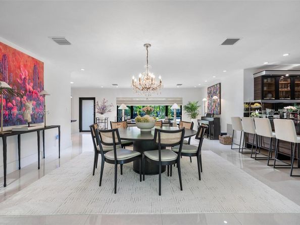 1043 NE 98th St, Miami Shores FL 33138