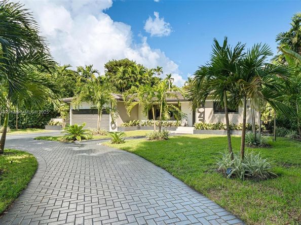 1043 NE 98th St, Miami Shores FL 33138