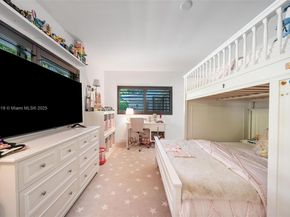 1043 NE 98th St, Miami Shores FL 33138