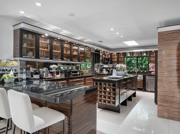 1043 NE 98th St, Miami Shores FL 33138