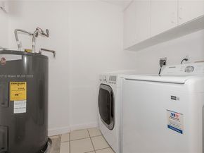 9725 NW 52nd St 213, Doral FL 33178