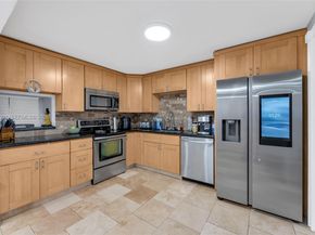 7653 NW 79th Ave 109, Tamarac FL 33321