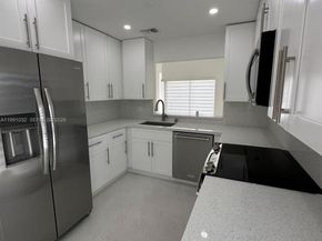 20926 SW 124th Ave Rd, Miami FL 33177