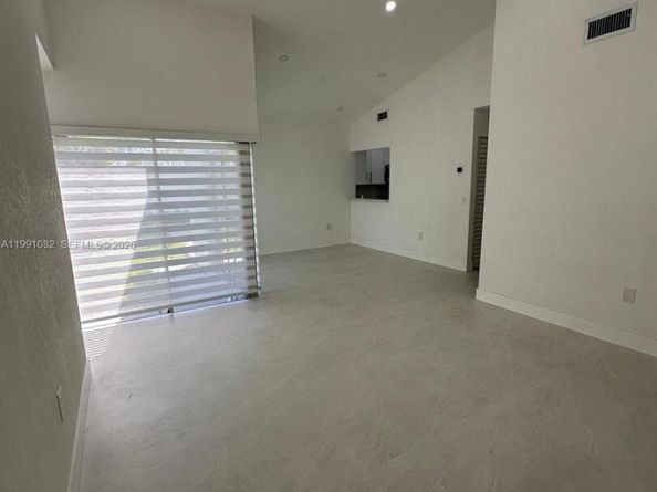 20926 SW 124th Ave Rd, Miami FL 33177