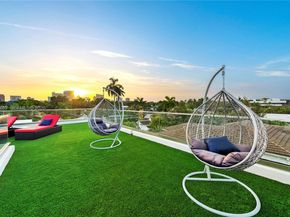 440 Mola Ave, Fort Lauderdale FL 33301