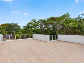 4039 Ventura Ave, Miami FL 33133