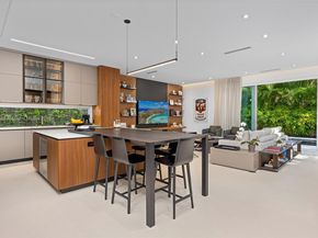 4039 Ventura Ave, Miami FL 33133