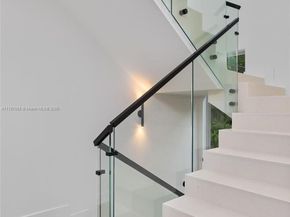 4039 Ventura Ave, Miami FL 33133
