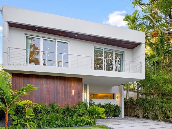 4039 Ventura Ave, Miami FL 33133