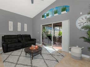 19190 NW 24th Pl, Pembroke Pines FL 33029