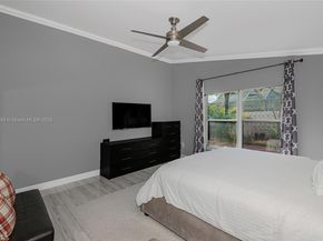 19190 NW 24th Pl, Pembroke Pines FL 33029