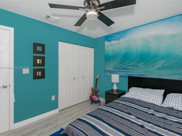19190 NW 24th Pl, Pembroke Pines FL 33029