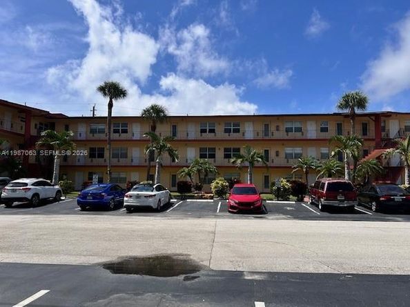 5050 Bayview Dr 17, Fort Lauderdale FL 33308