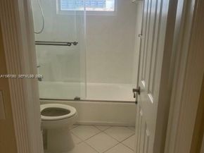 5050 Bayview Dr 17, Fort Lauderdale FL 33308