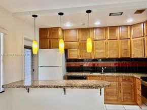 5050 Bayview Dr 17, Fort Lauderdale FL 33308