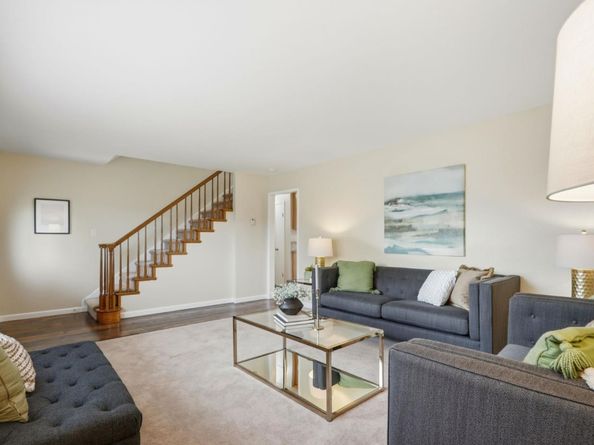 2045 Treewood Lane, San Jose CA 95132