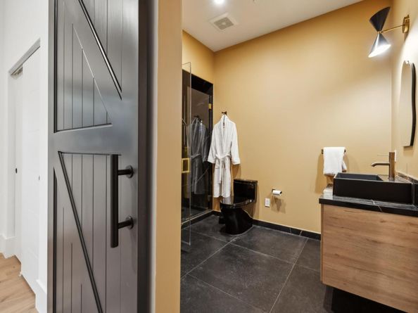 2018 Sand Hill Road, Menlo Park CA 94025