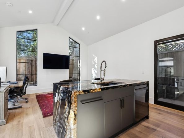 2018 Sand Hill Road, Menlo Park CA 94025