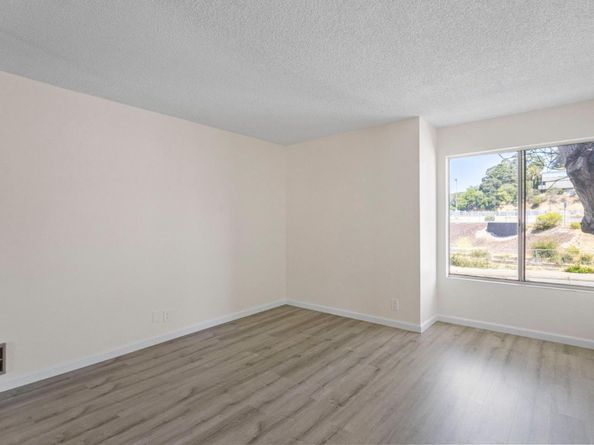 288 Whitmore Street 215, Oakland CA 94611