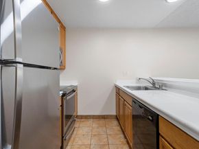 288 Whitmore Street 215, Oakland CA 94611