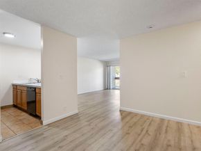 288 Whitmore Street 215, Oakland CA 94611