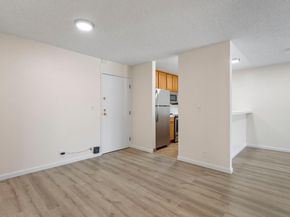 288 Whitmore Street 215, Oakland CA 94611