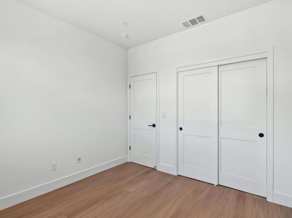 931 Woodside Road, Redwood City CA 94061