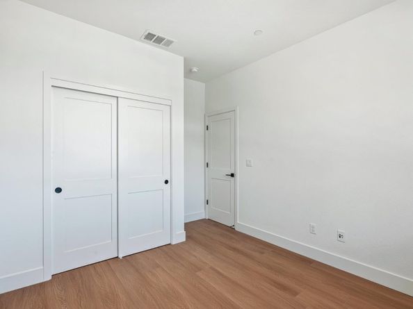 931 Woodside Road, Redwood City CA 94061