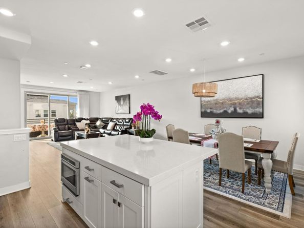 202 Keeper, Irvine CA 92618