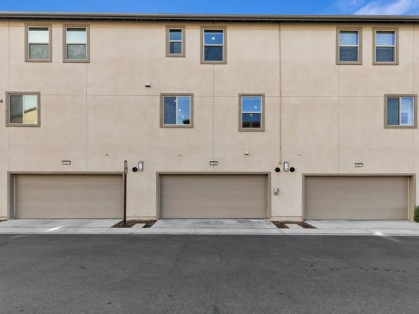 202 Keeper, Irvine CA 92618