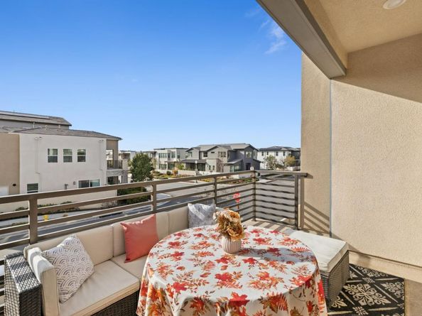 202 Keeper, Irvine CA 92618