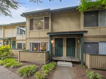 385 Mandarin Drive