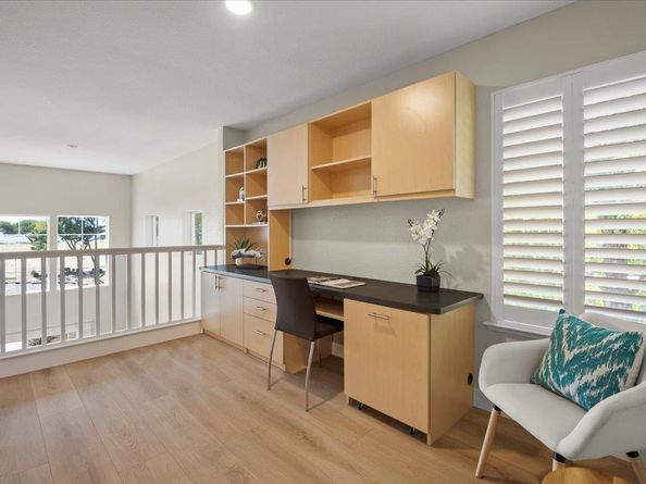 272 McDonnel Road, Alameda CA 94502