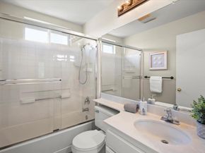 272 McDonnel Road, Alameda CA 94502