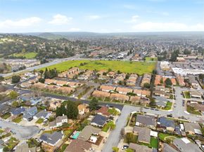 7902 English Oak Circle, Gilroy CA 95020